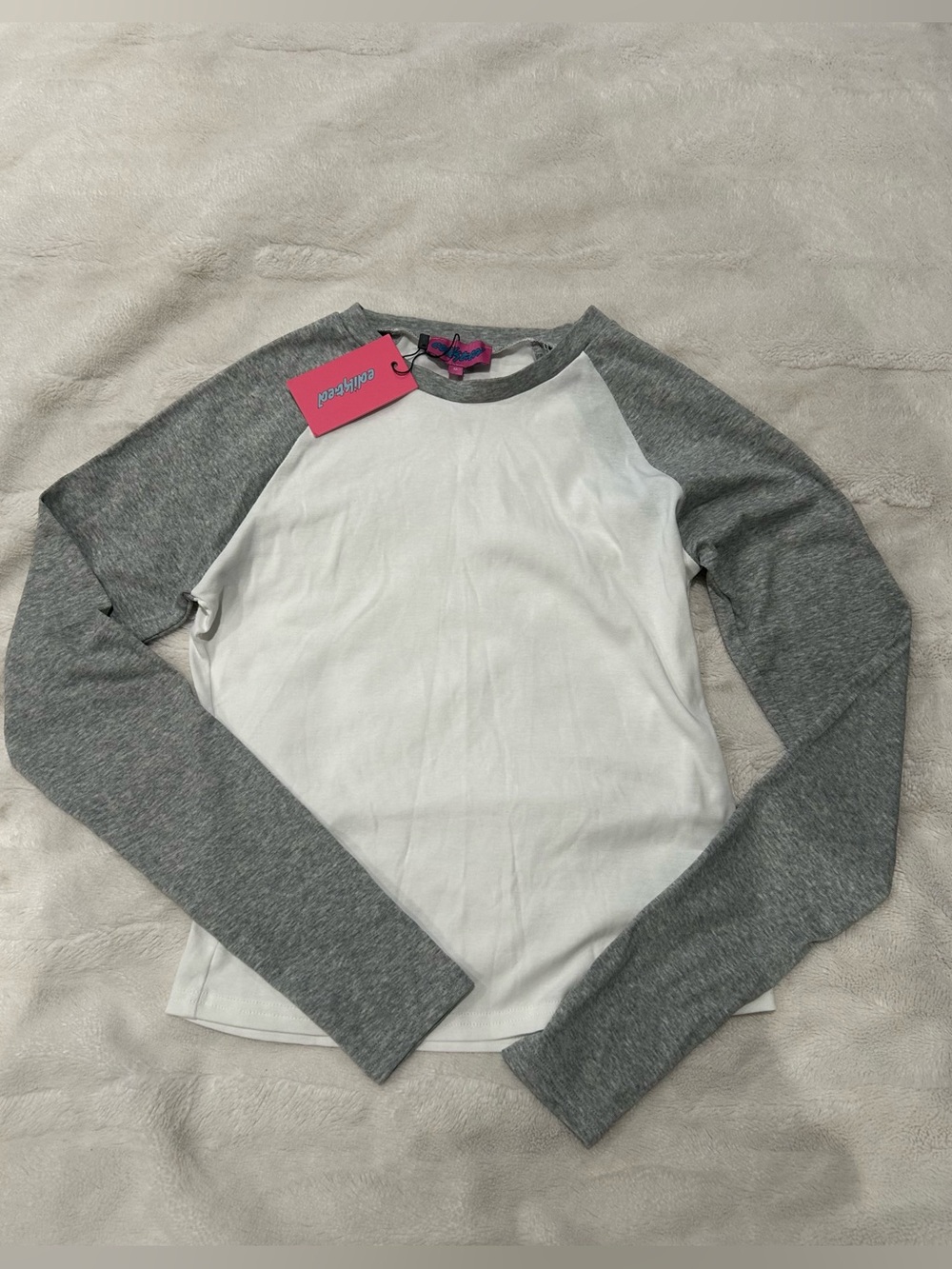Edikted Raglan Long Sleeve Tee